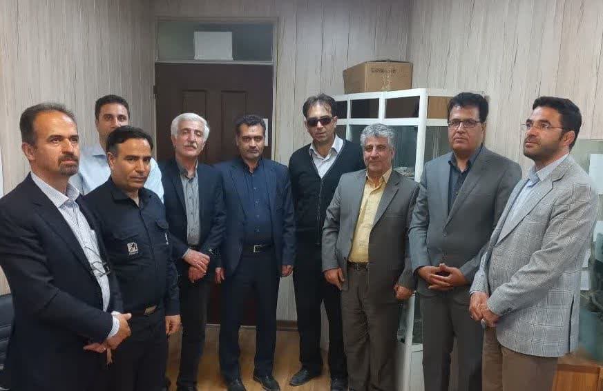 عکس یادگاری هیئت مدیره های هفتم و هشتم